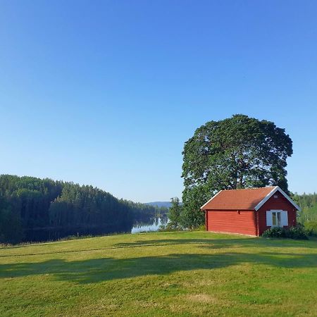 Villa Gladtjaern Smedjebacken Exterior photo
