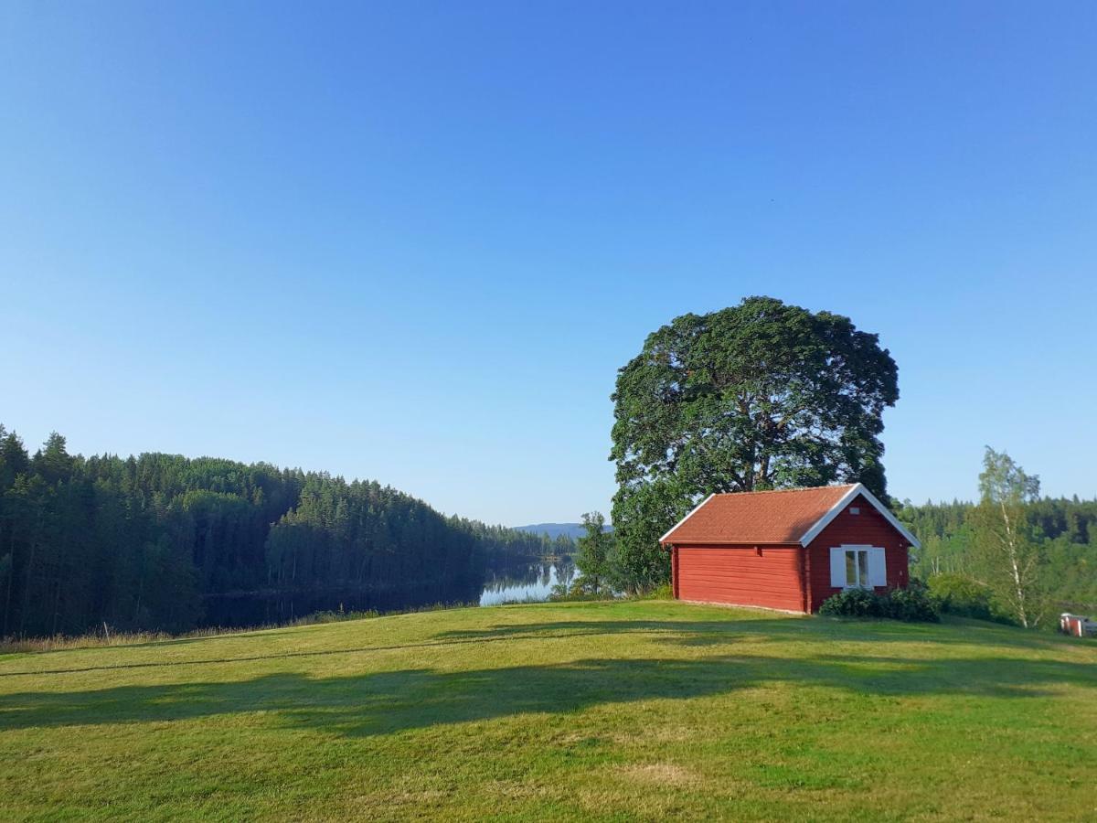 Villa Gladtjaern Smedjebacken Exterior photo